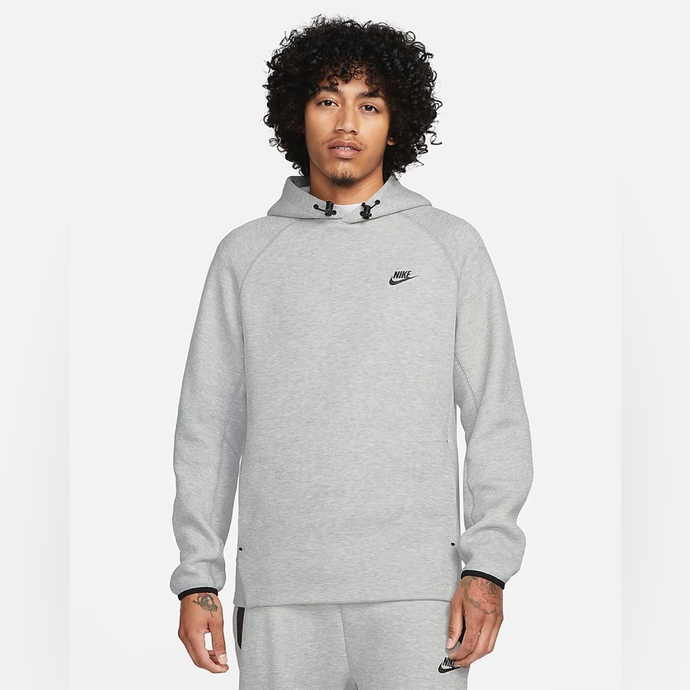Nike Sportswear Tech Fleece - Men’s Pullover Hoodie in gray